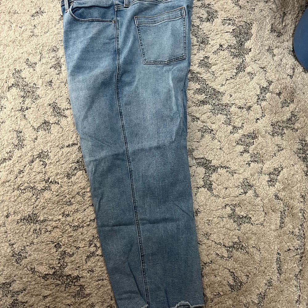 ladies Talbots cropped  Blue Jeans